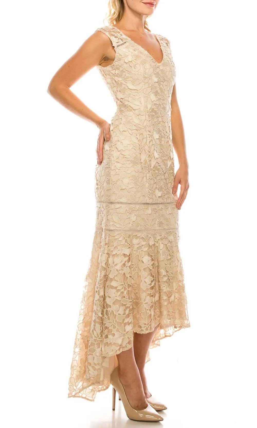 Adrianna Papell - AP1E203392 Lace V-Neck Dress