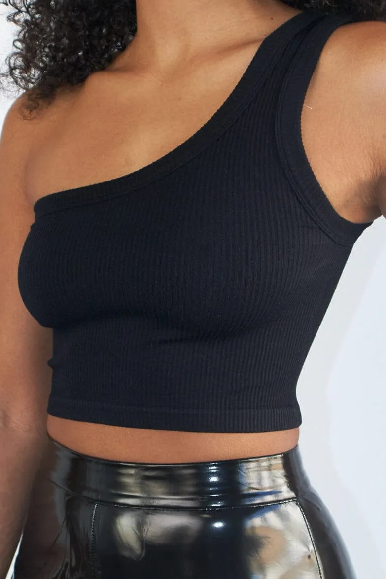 Ava Ribbed One Shoulder Top