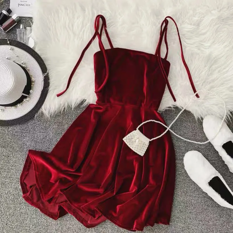 VELVET HALTER DRESS BY71058