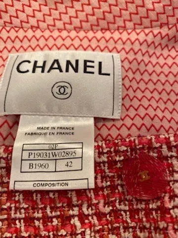 Vintage Chanel 02P, 2002 Spring Pink/Red Short Sleeve Tweed Jacket FR 42